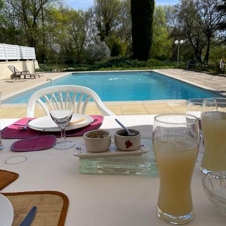 Mas D'Olive Et Kalou Bed & Breakfast Sauve Bagian luar foto
