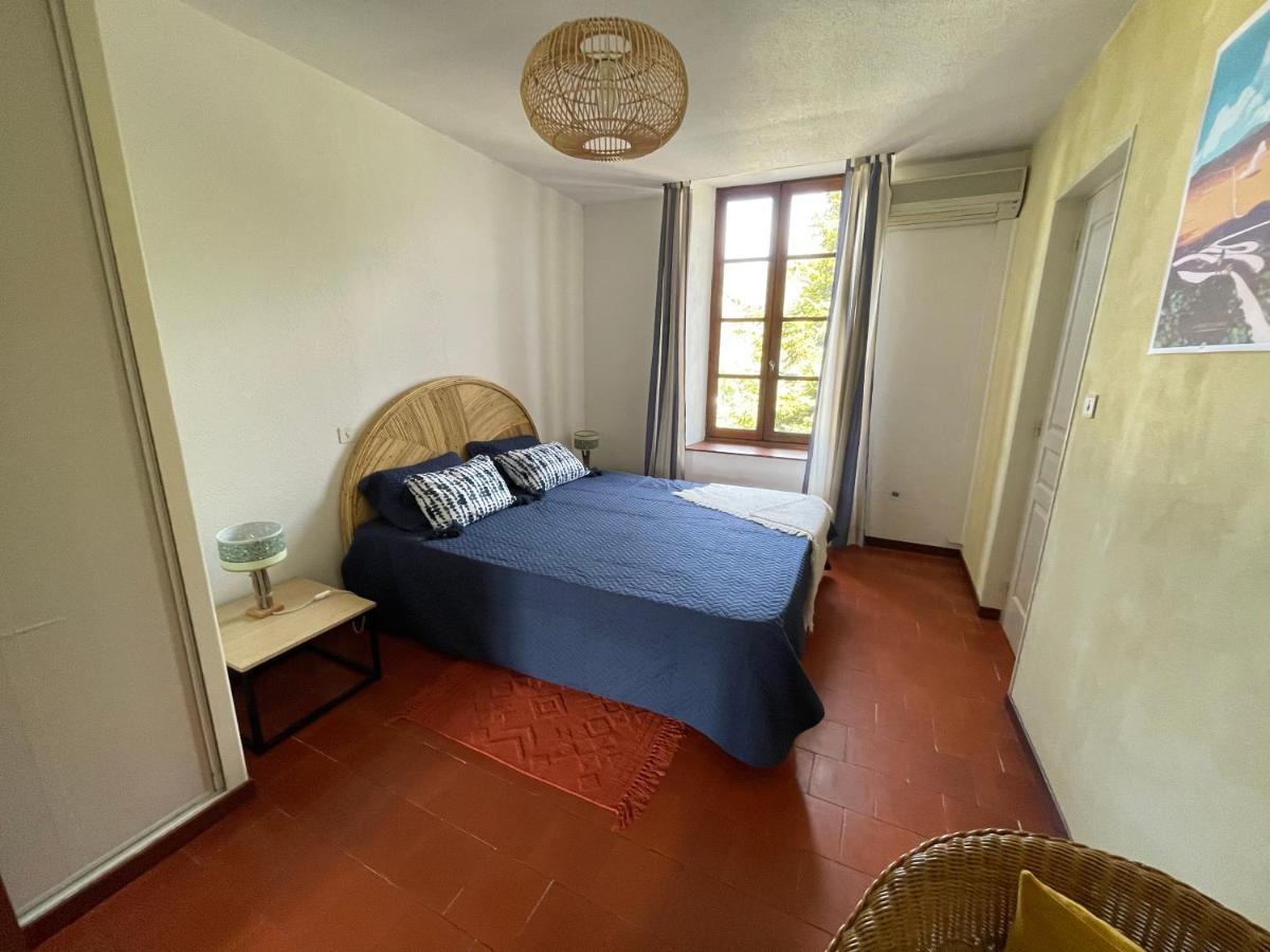 Mas D'Olive Et Kalou Bed & Breakfast Sauve Bagian luar foto